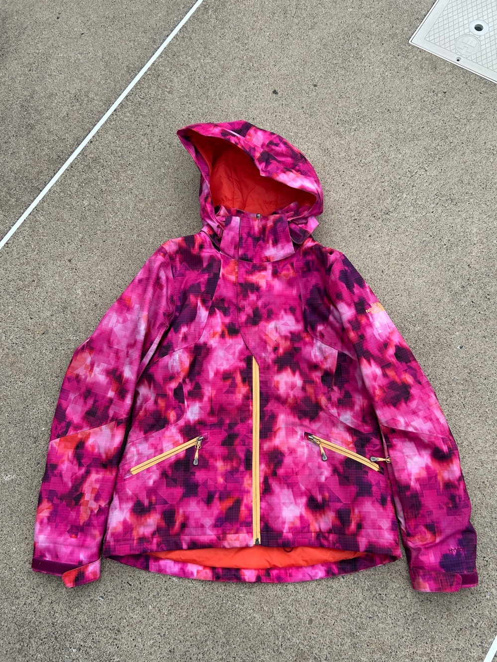 The North Face Women’s Pink/Purple Abstract Print Winter Ski Jacket Size Large